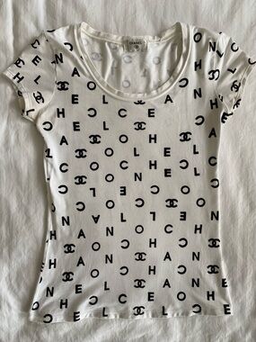 CHANEL White Short Sleeve Tee with Black Logo Print